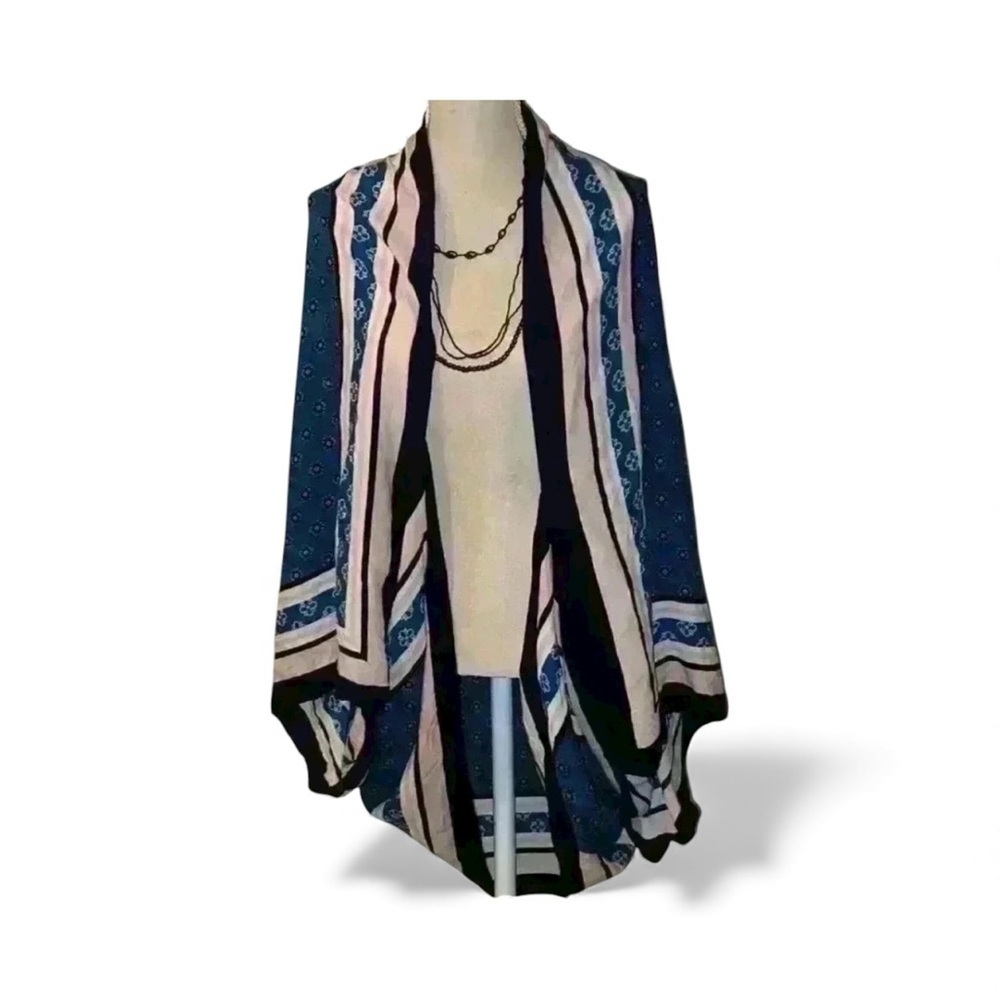 Women’s One Size Kimona - Picture 4 of 4